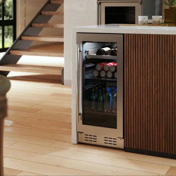 Refrigeration Undercounter refrigeration EBS31SS1 hero list image